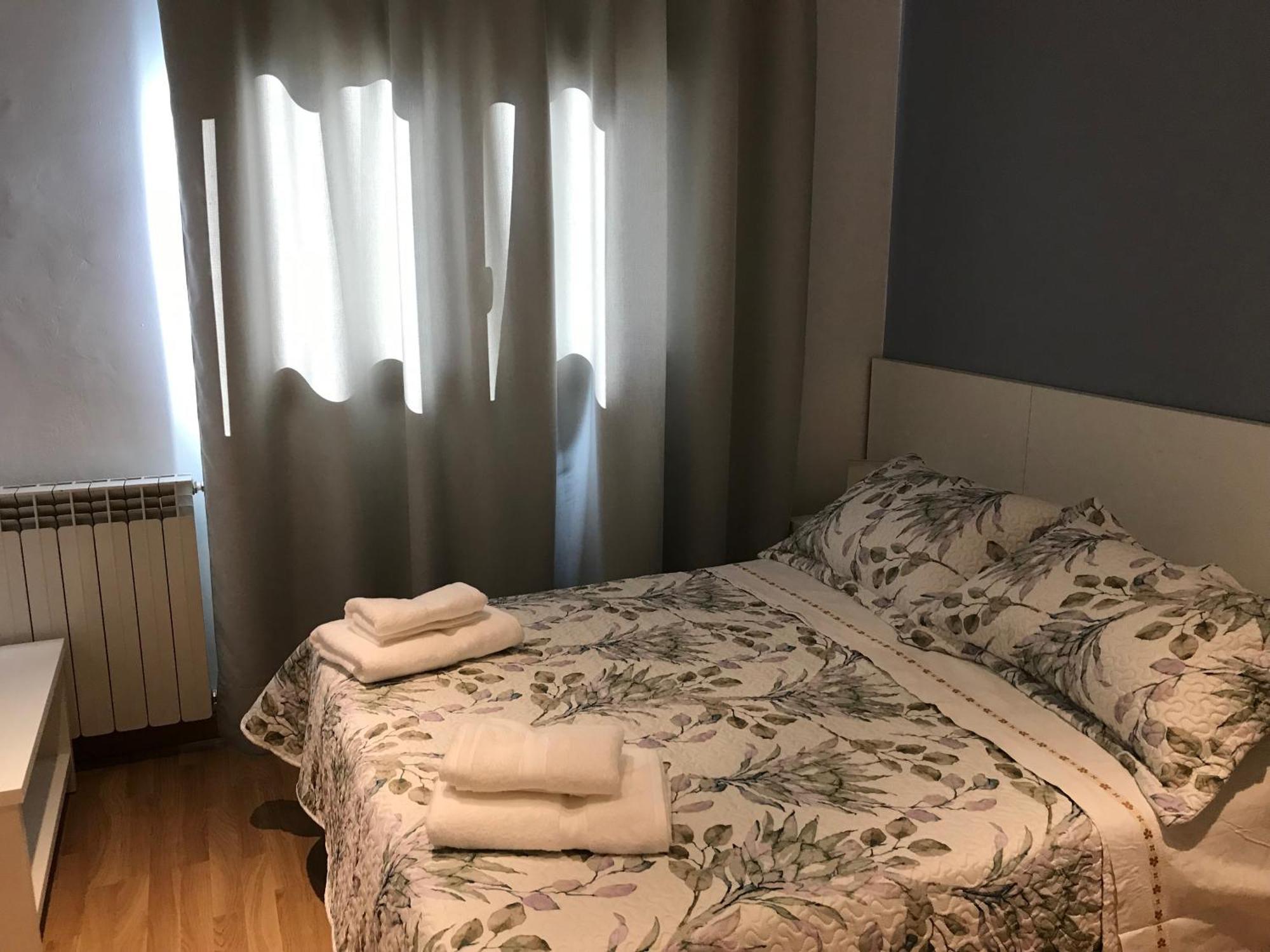 Hostal Casiano Camarasa Zewnętrze zdjęcie