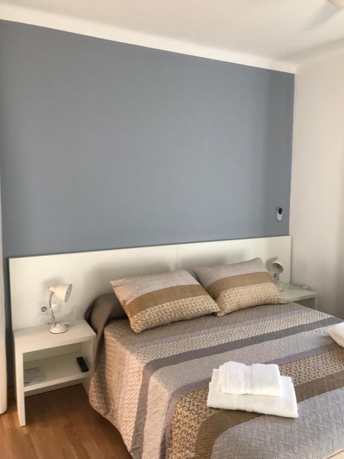 Hostal Casiano Camarasa Zewnętrze zdjęcie