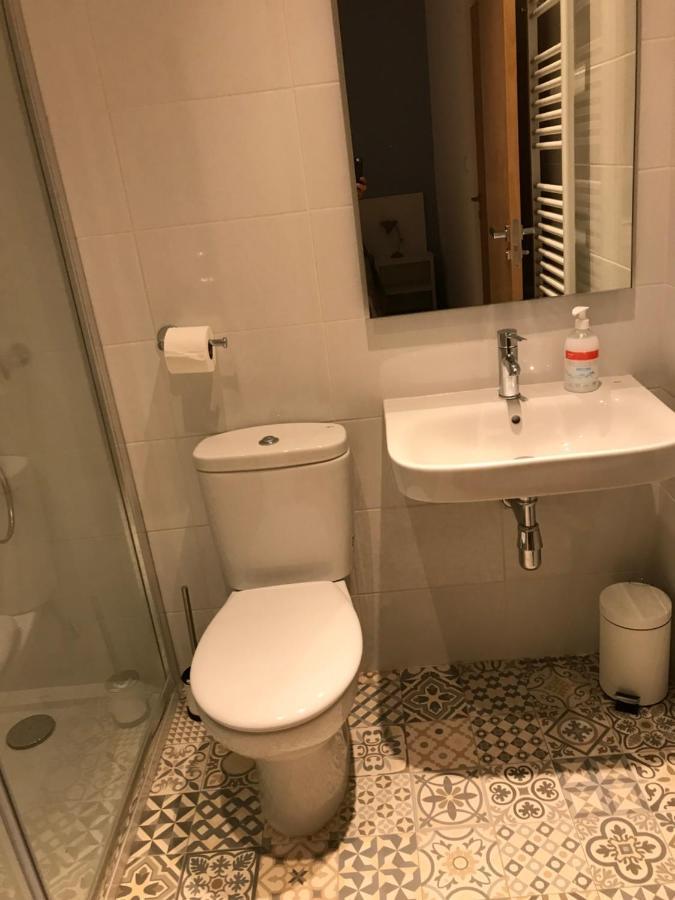 Hostal Casiano Camarasa Zewnętrze zdjęcie
