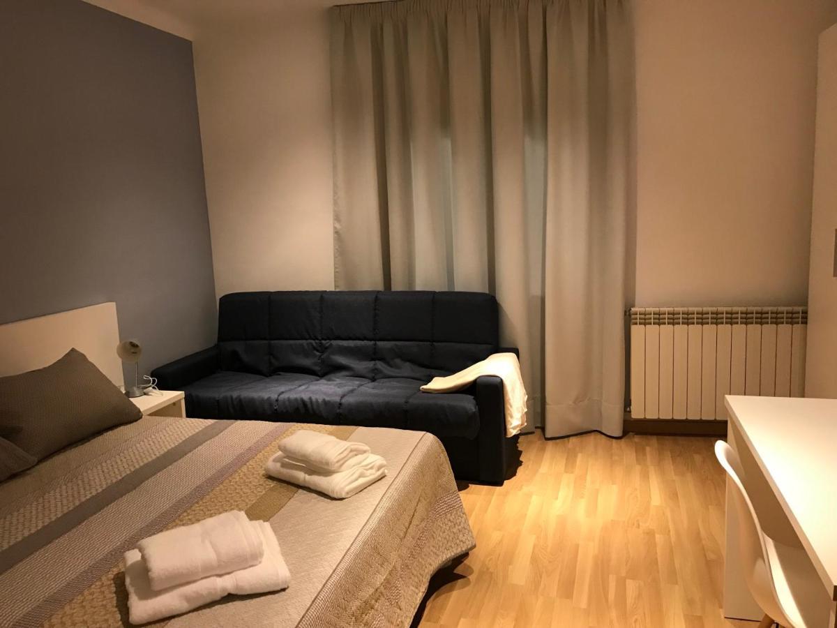 Hostal Casiano Camarasa Zewnętrze zdjęcie
