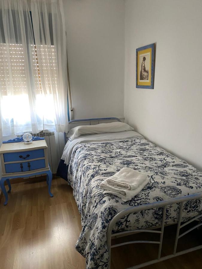 Hostal Casiano Camarasa Zewnętrze zdjęcie